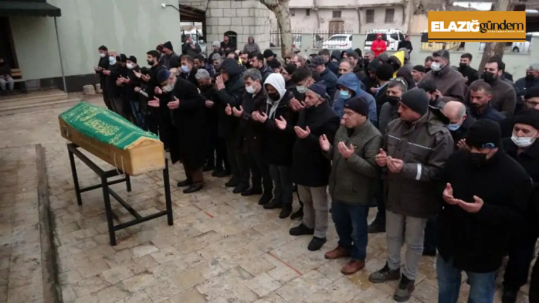 5 ay sonra cesedi bulunan muhtar son yolculuğuna uğurlandı