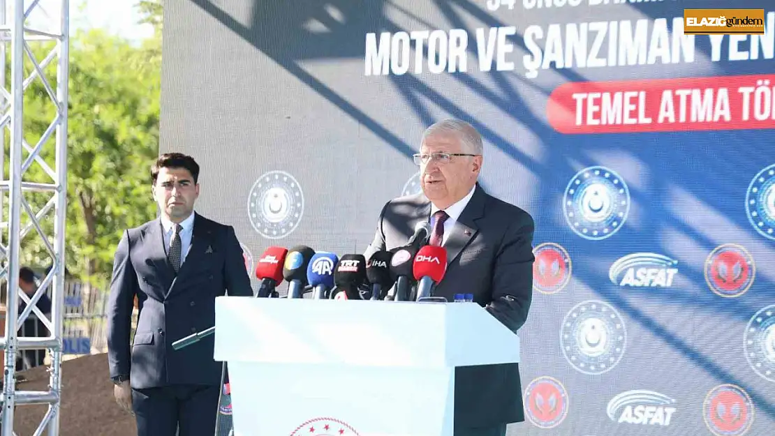 Bakan Güler: 'Yaşadığımız stratejik coğrafya, yerli ve milli savunma ürünleriyle donatılmış etkin ve caydırıcı bir orduya sahip olmamızı mecburi kılmaktadır'