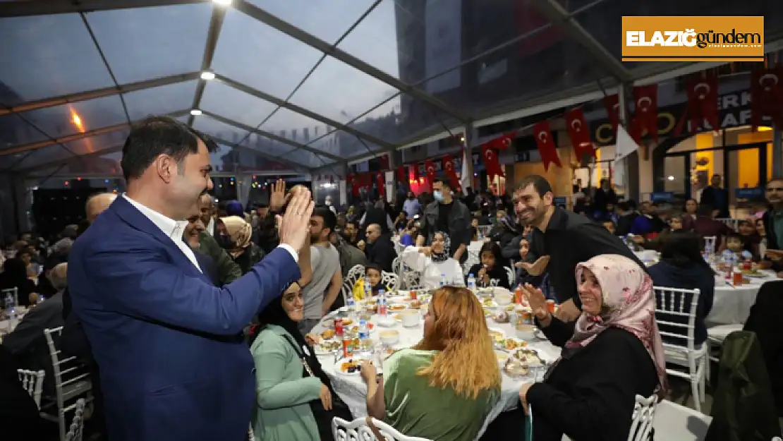 Bakan Kurum Abdullahpaşa'da toplu iftar programına katıldı