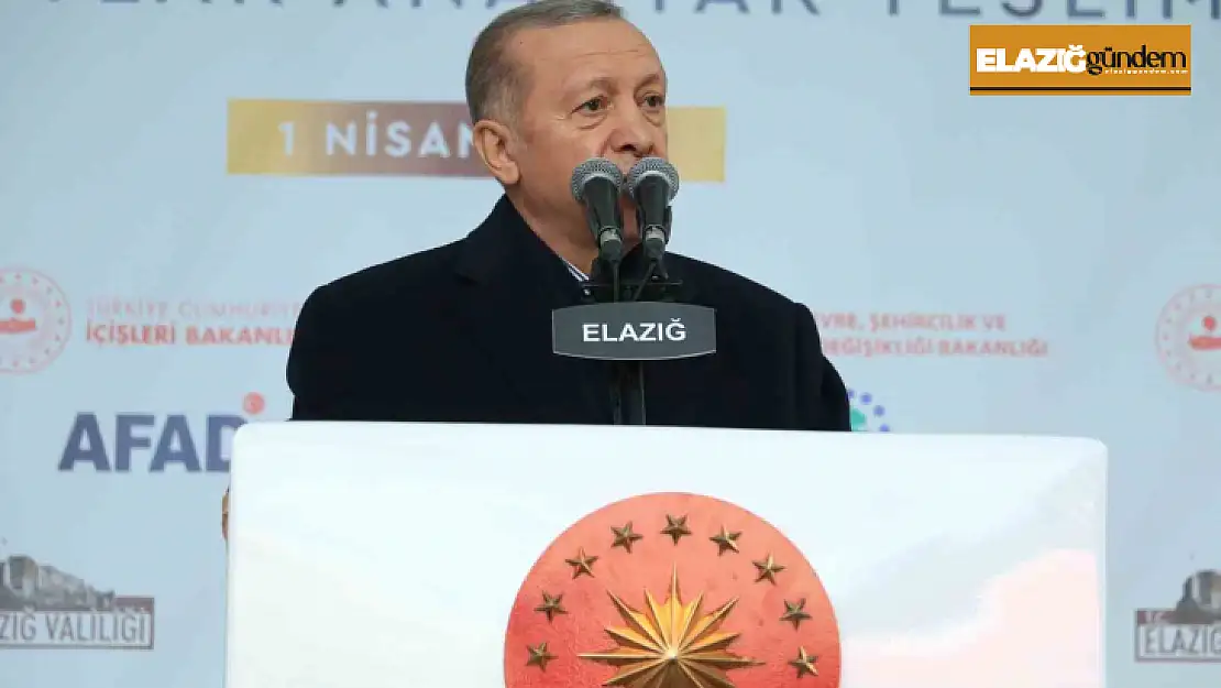 Cumhurbaşkanı Erdoğan, Elazığ'da depremzedelere seslendi