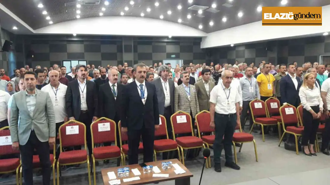 Elazığ ASKF'de Mustafa Gür güven tazeledi