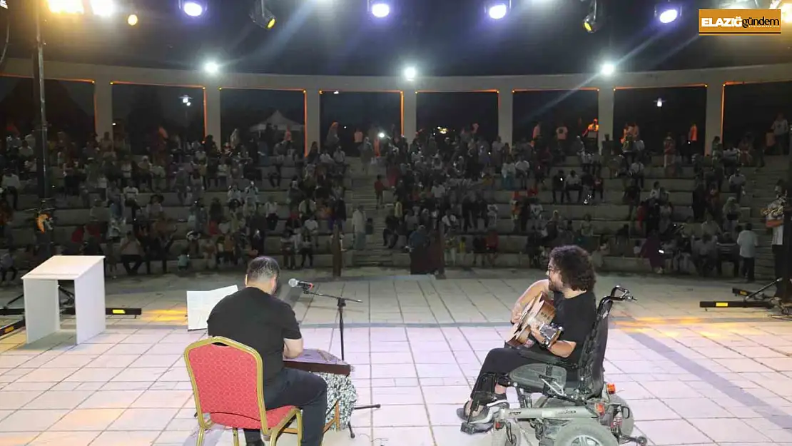 Elazığ Belediyesi tiyatro şenliği yoğun ilgi gördü