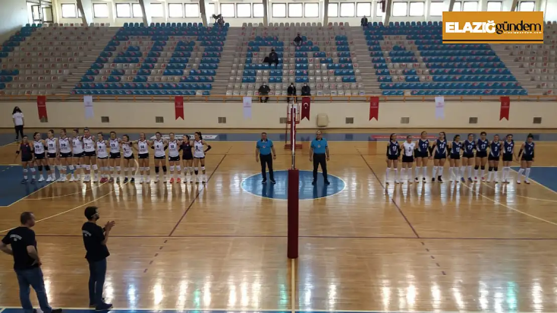 Elazığ Belediyesi Voleybol kötü başladı