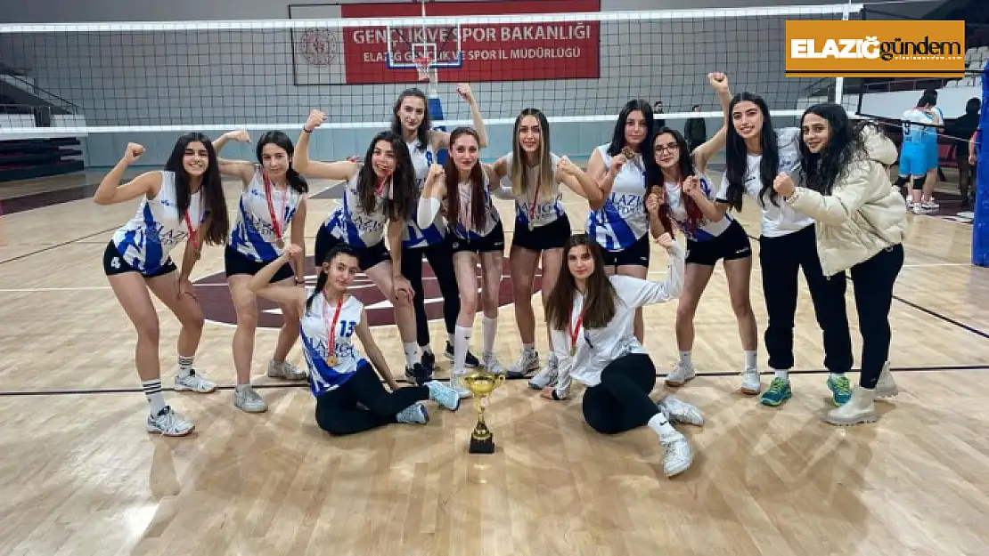 Elazığ Belediyesi voleybol takımı gençler grubu Diyarbakır yolcusu