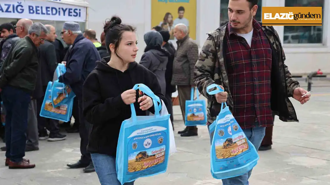 Elazığ Belediyesinden can dostlara 10 ton mama ve kuş yemi desteği