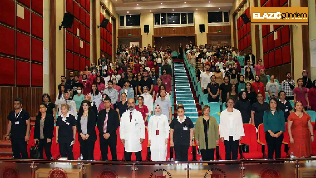 Elazığ'da 'Hemşirelikte Güçlendirme' konferansı verildi