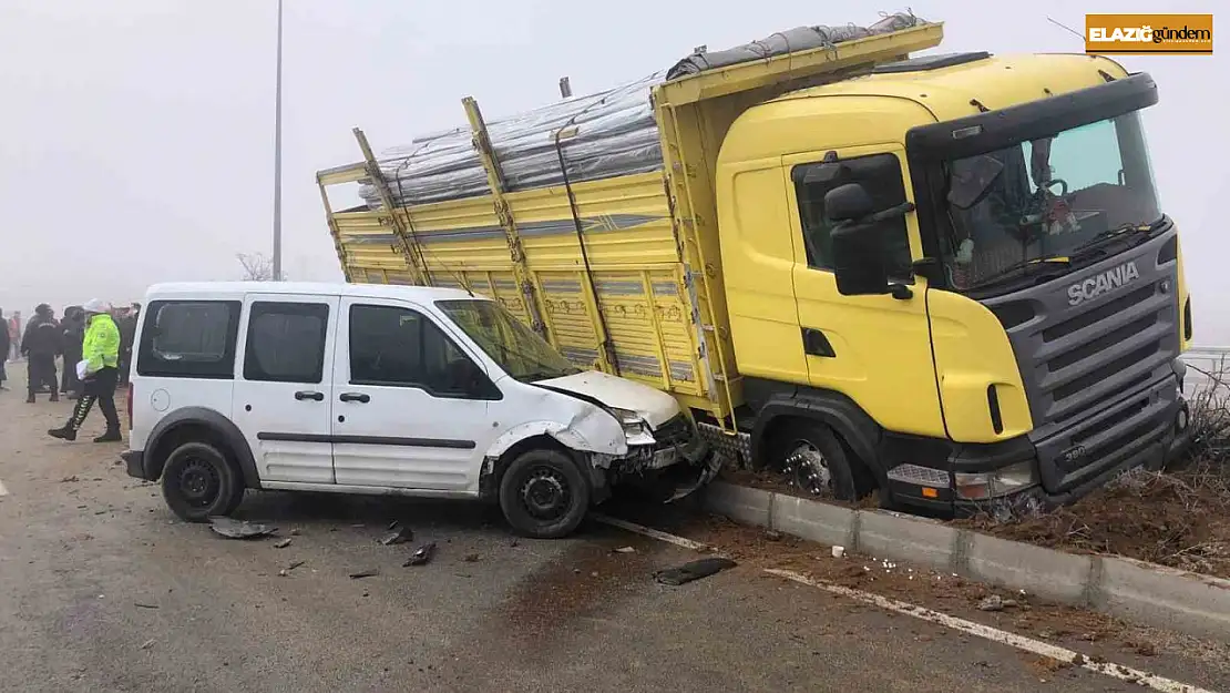 Elazığ'da 2 saatte 2 büyük zincirleme kaza: 13 araç çarpıştı, 7 yaralı