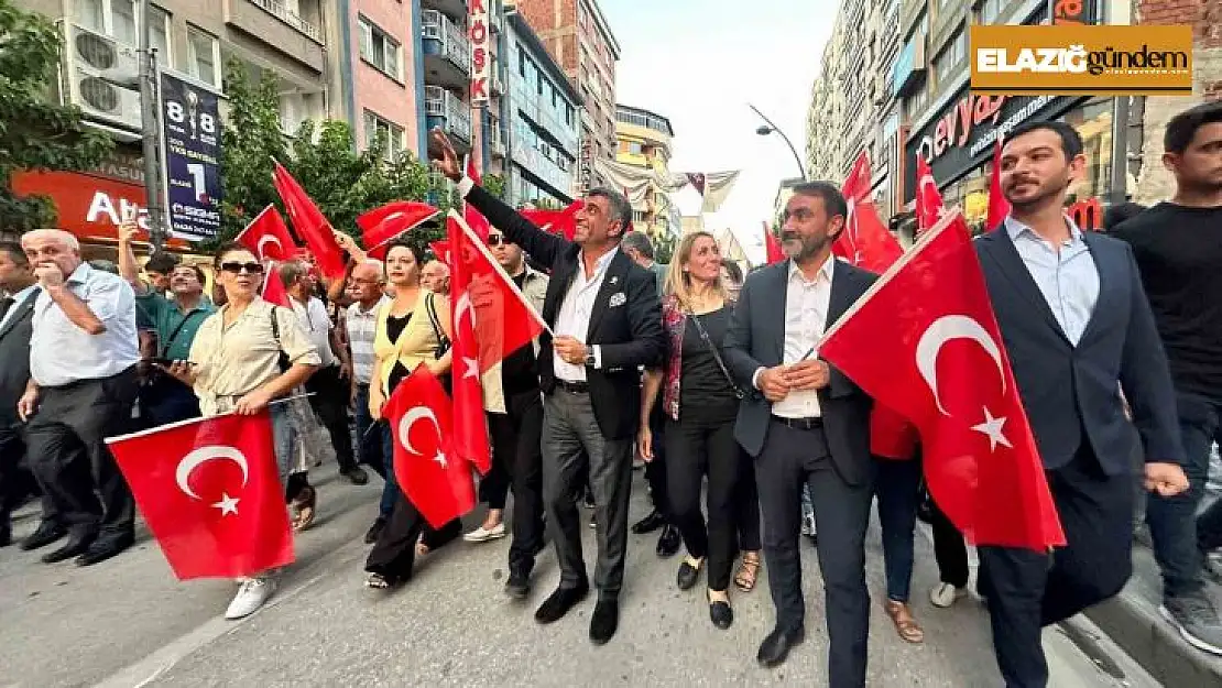 Elazığ'da 30 Ağustos Zafer Bayramı yürüyüşü