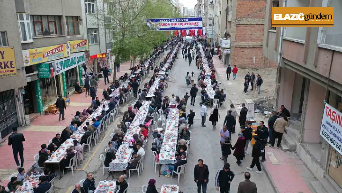 Elazığ'da 5 bin vatandaşın katılımıyla iftar programı düzenlendi