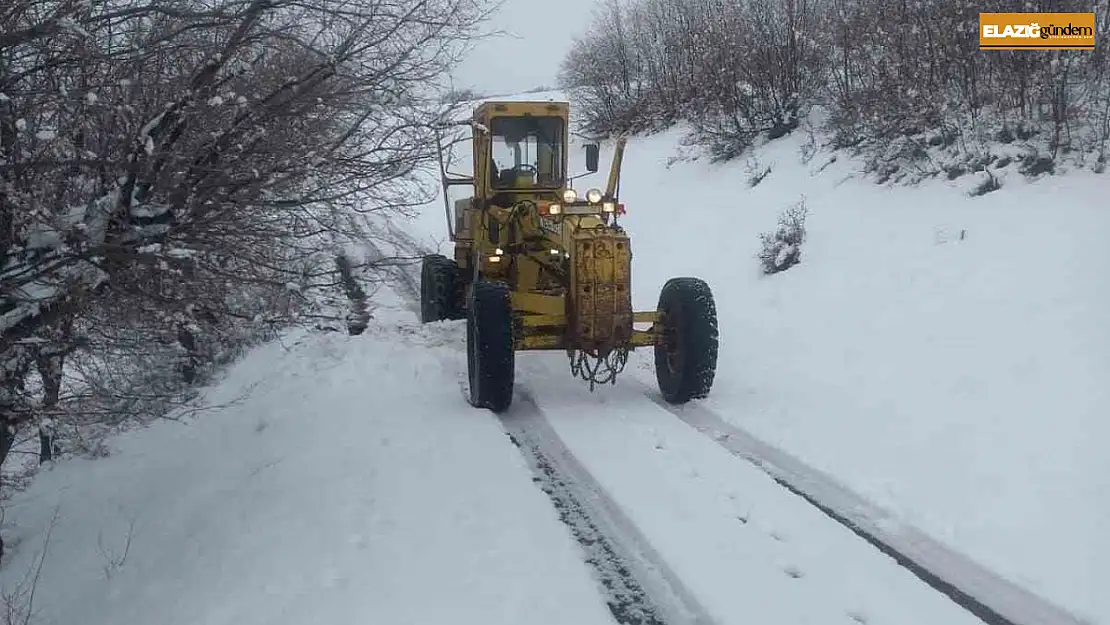 Elazığ'da 54 köy yolu ulaşıma kapandı