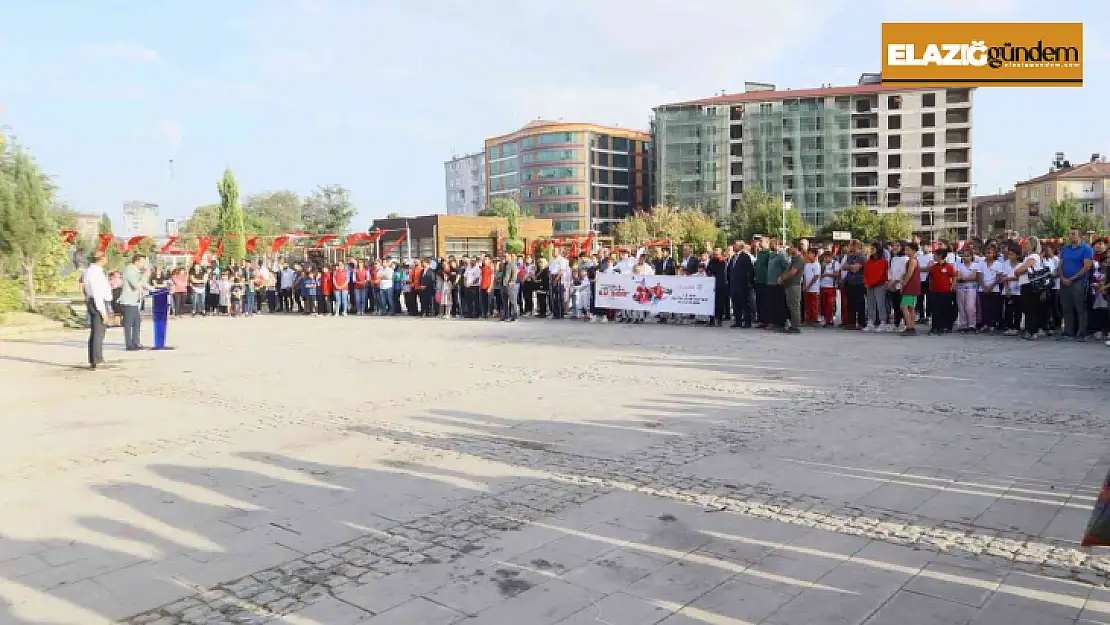 Elazığ'da Amatör Spor Haftası kortej yürüyüşüyle başladı