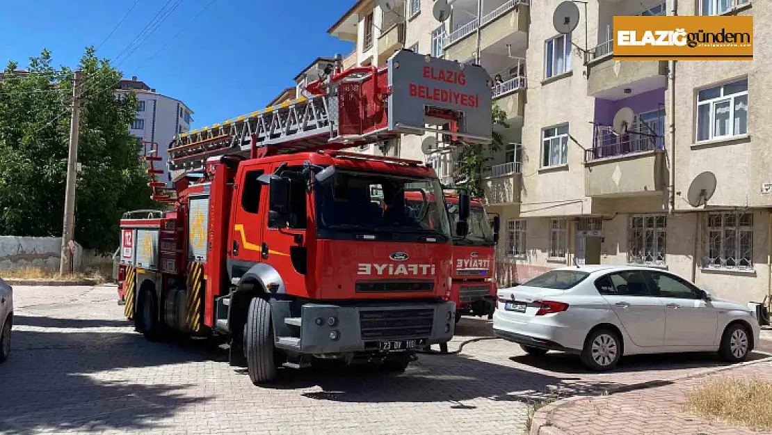 Elazığ'da binanın havalandırma boşluğunda yangın