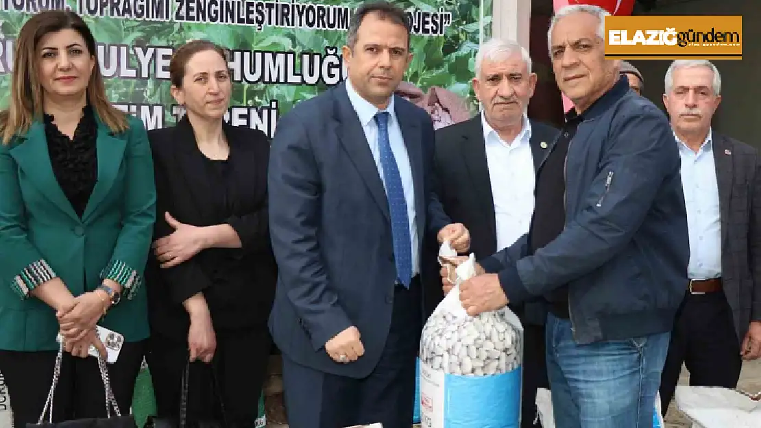 Elazığ'da çiftçilere yüzde 75 hibeli fasulye tohumu dağıtıldı