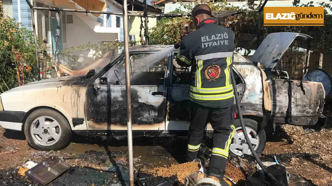 Elazığ'da depoyla birlikte otomobil de küle döndü