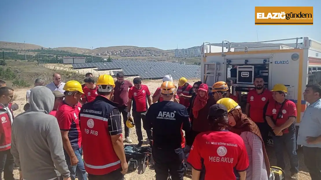 Elazığ'da depremde arama kurtarma eğitimi