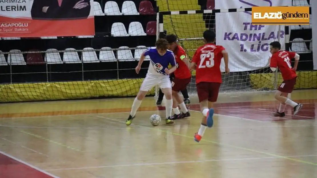 Elazığ'da Futsal İl Şampiyonası başladı