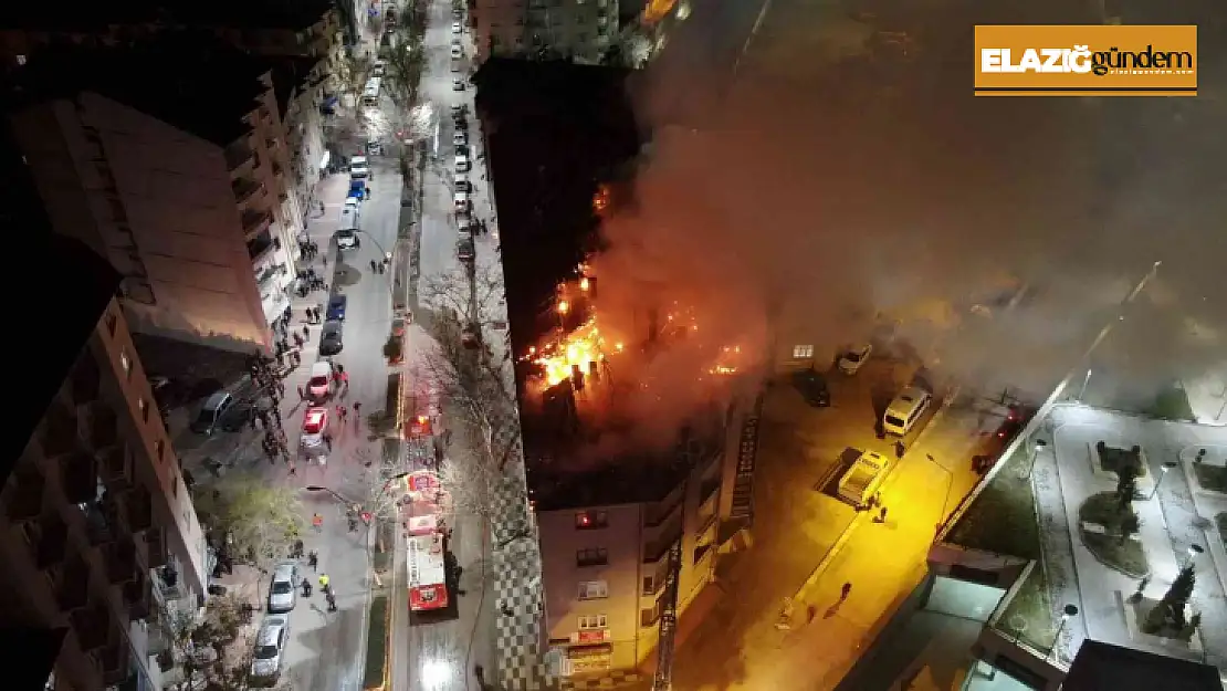 Elazığ'da geceyi gündüze çeviren bina yangını korkuttu