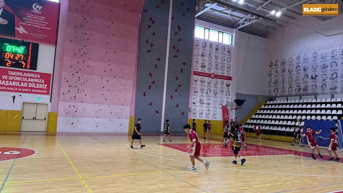 Elazığ'da hentbol ve güreş müsabakaları tamamlandı