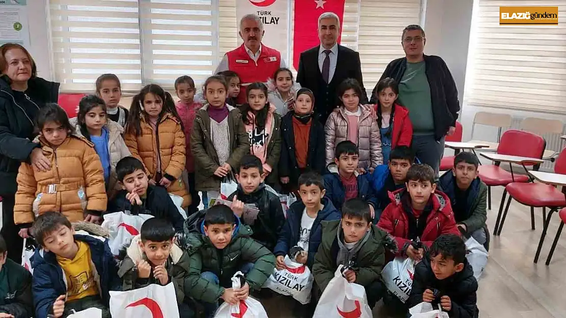 Elazığ'da ilkokul öğrencilerinden anlamlı ziyaret