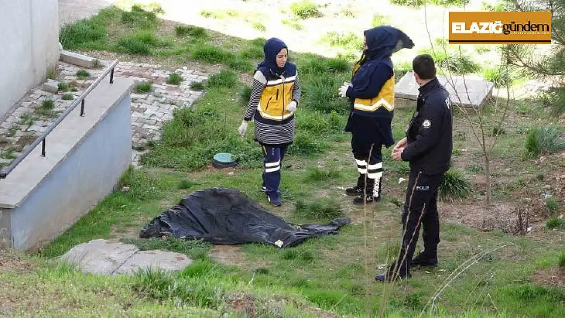 Elazığ'da işçiler, evin bahçesinde kadın cesedi buldu