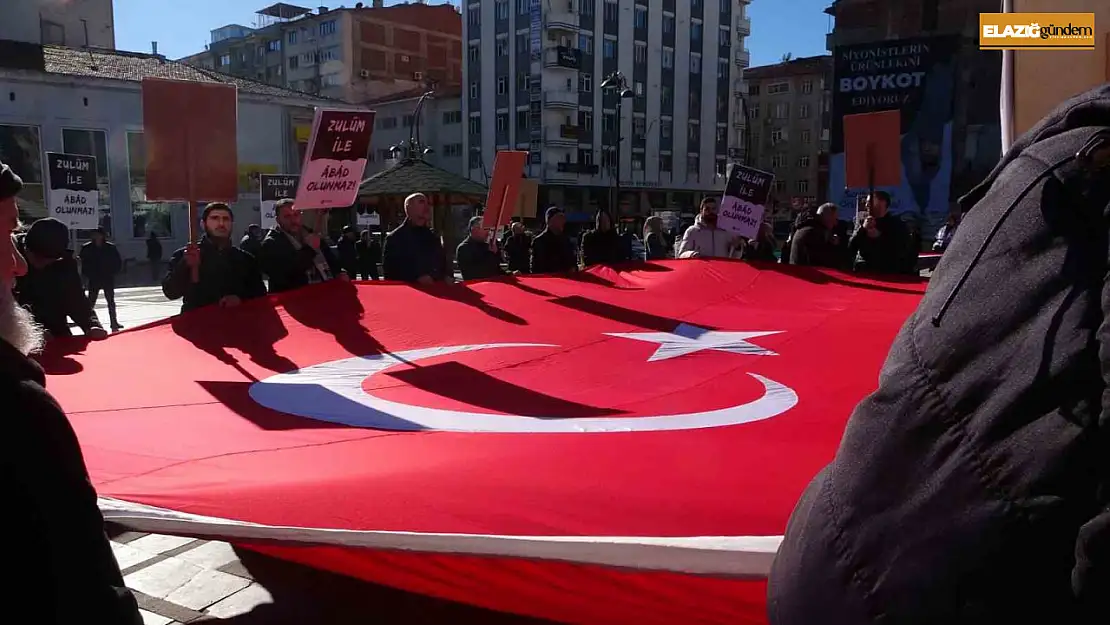 Elazığ'da, İsrail'in Gazze'ye yönelik saldırıları 'Sessiz çığlıkla' protesto edildi