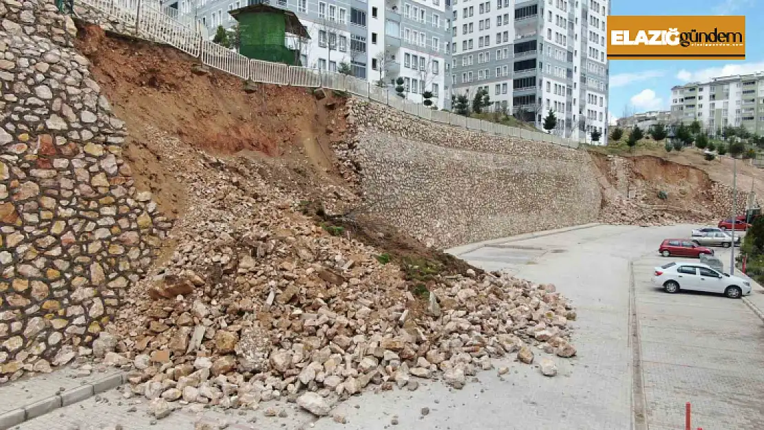 Elazığ'da istinat duvarları yağışın etkisiyle çöküyor