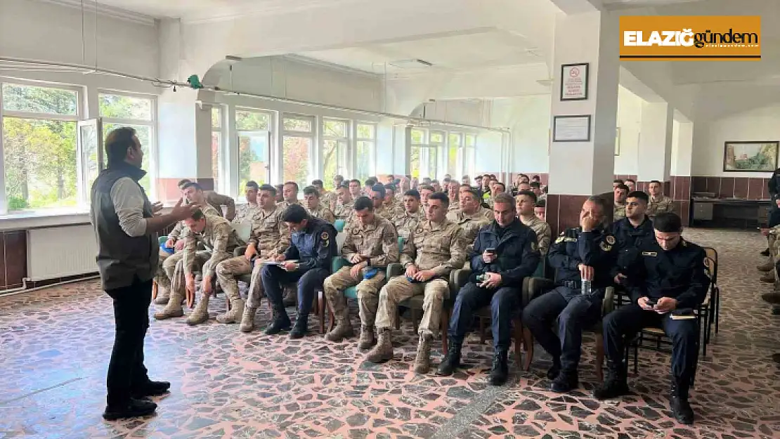 Elazığ'da jandarma personeline yangın eğitimi