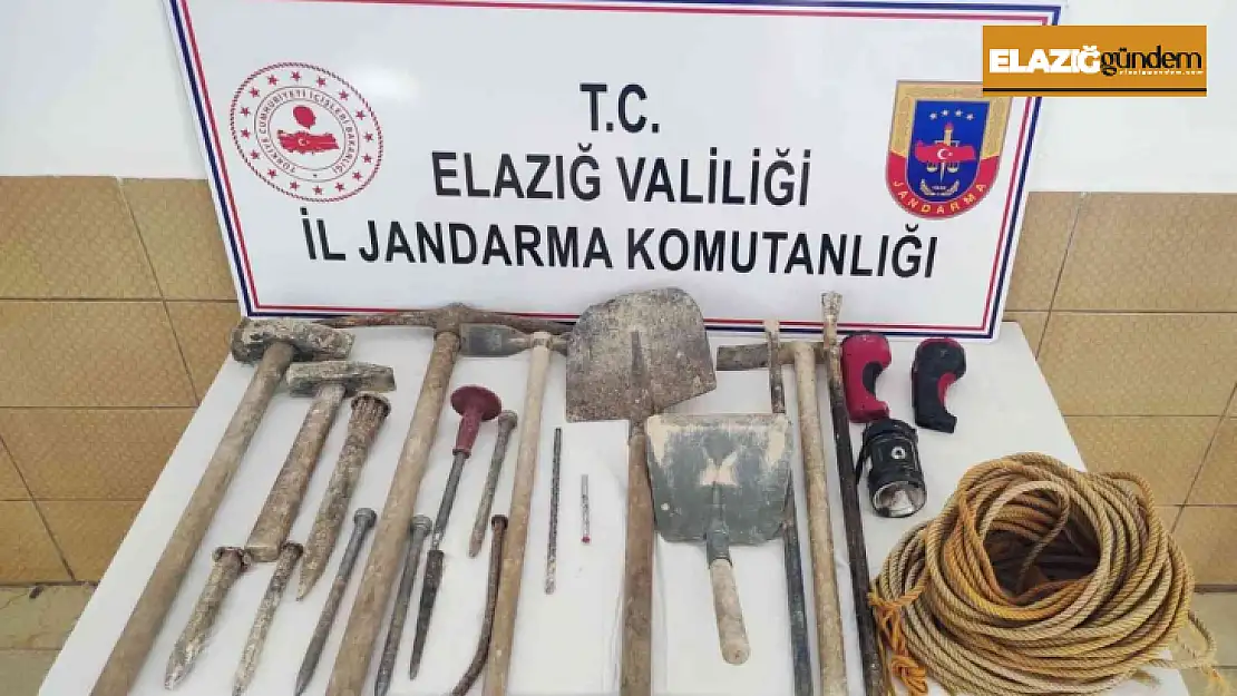 Elazığ'da kaçak kazı yapan 3 şüpheli suçüstü yakalandı