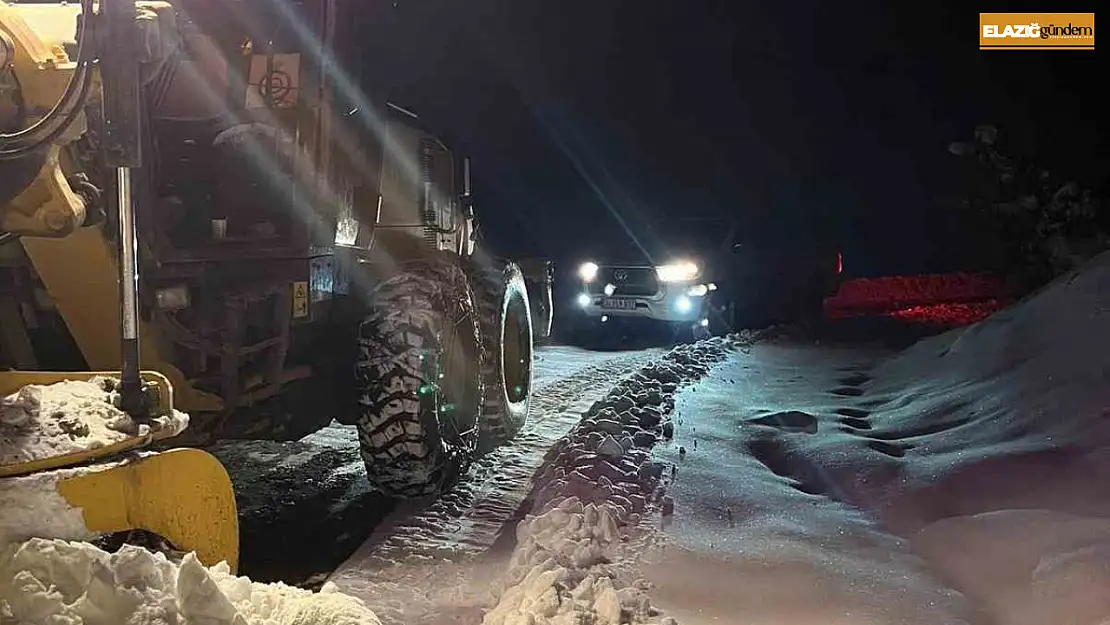 Elazığ'da kar nedeni ile kapanan 94 köy yolunda çalışmalar sürüyor