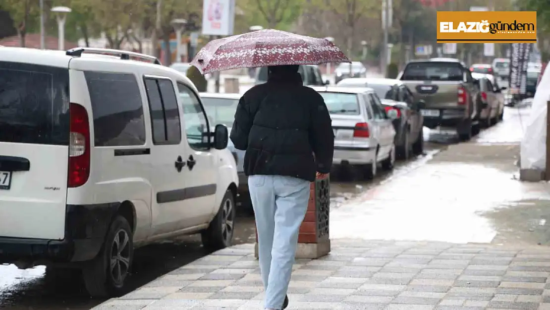 Elazığ'da kısa süreli sağanak