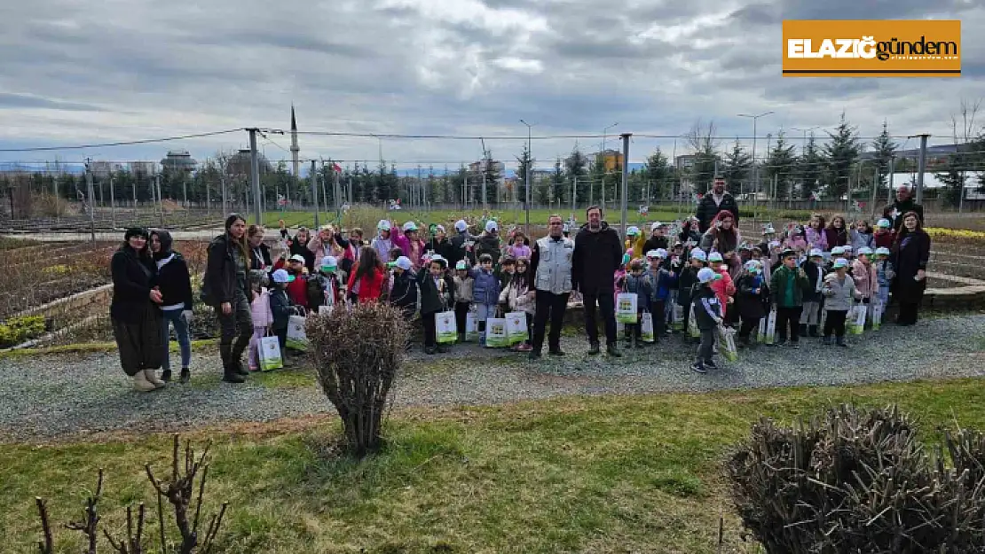 Elazığ'da minikler doğa ile buluştu