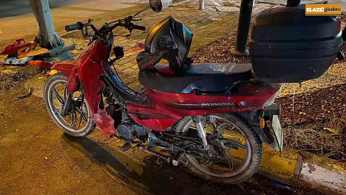 Elazığ'da motosiklet çocuğa çarptı: 1'i ağır 2 yaralı