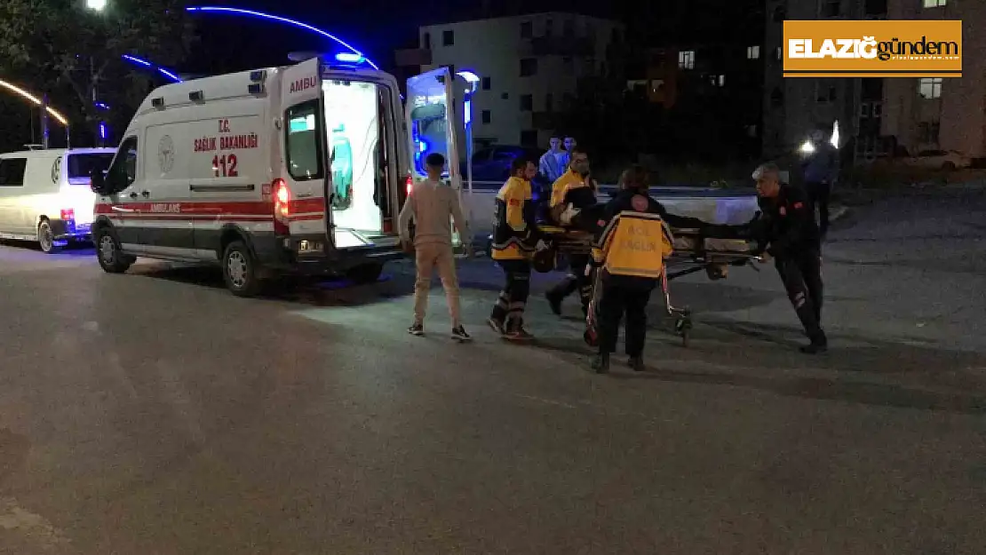 Elazığ'da motosiklet ile otomobil çarpıştı: 2 yaralı