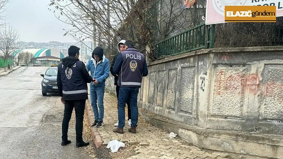 Elazığ'da okul önü denetimleri  sürüyor