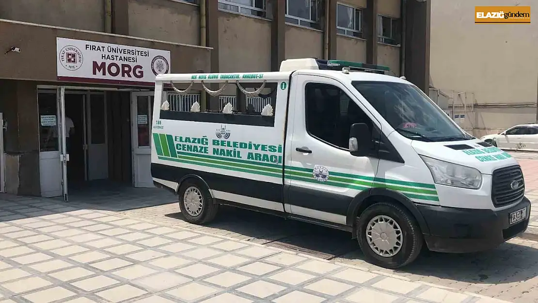 Elazığ'da okul servisinin çarptığı kız öğrenci hayatını kaybetti