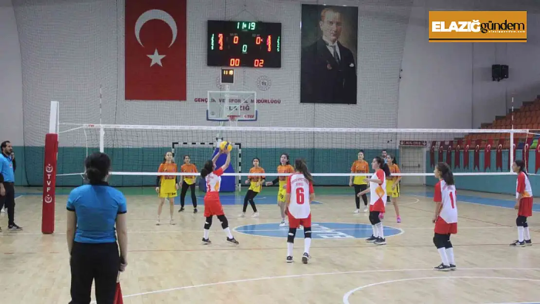 Elazığ'da Okul Sporları Voleybol Müsabakaları başladı