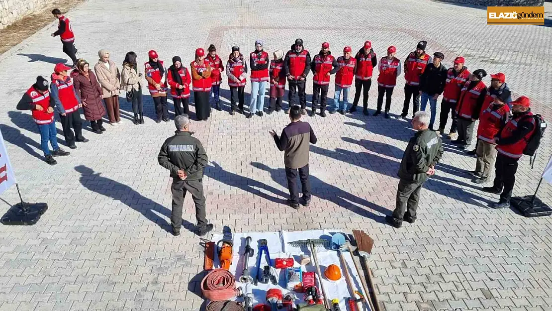 Elazığ'da orman ve kırsal alan yangınlarına müdahale eğitimi