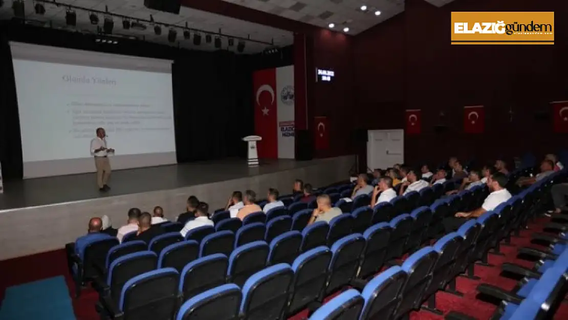 Elazığ'da otobüs şoförlerine eğitim verildi