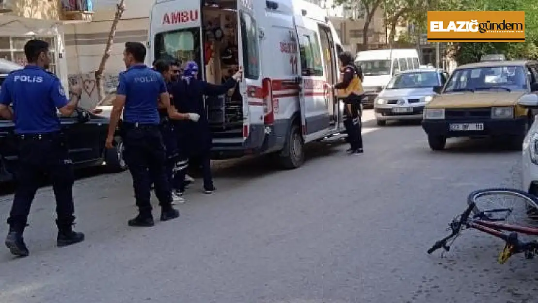 Elazığ'da otomobil bisiklete çaptı: 1 yaralı