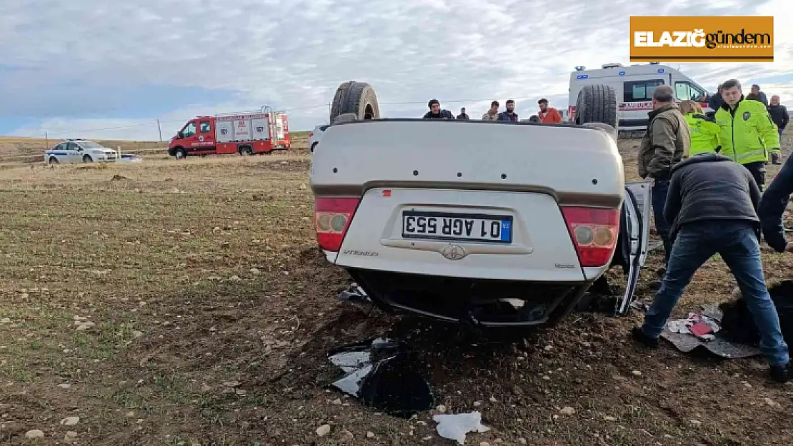 Elazığ'da otomobil takla attı: 2 yaralı