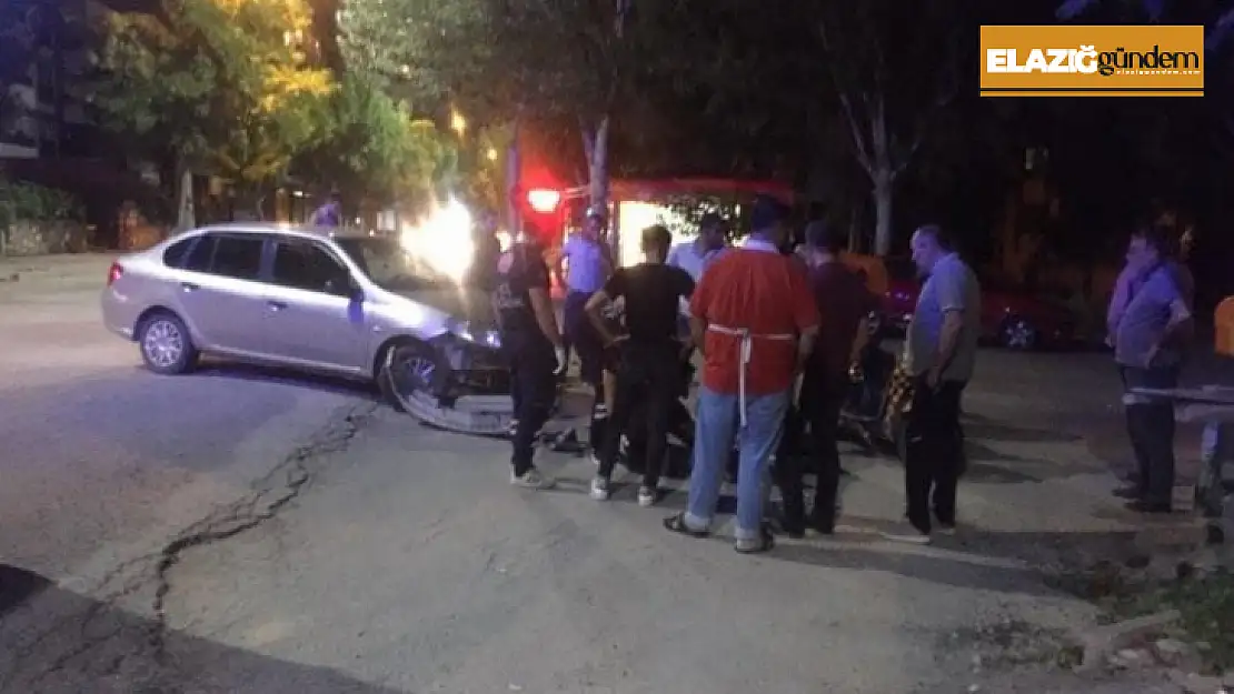 Elazığ'da otomobilin çarptığı motosikletli yaralandı