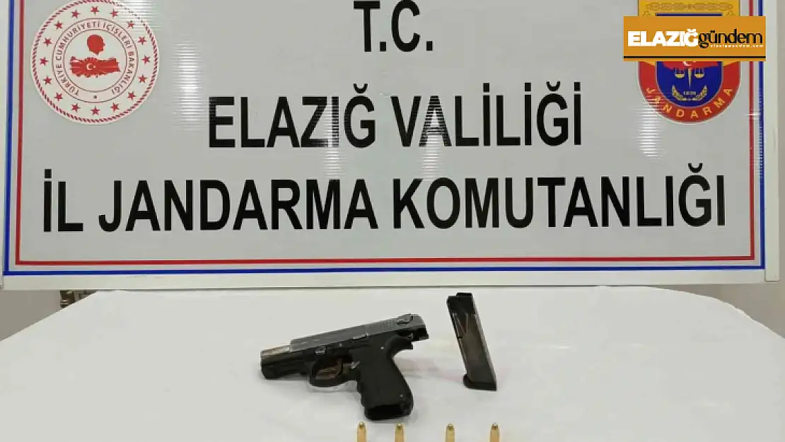 Elazığ'da ruhsatsız tabanca ele geçirdi