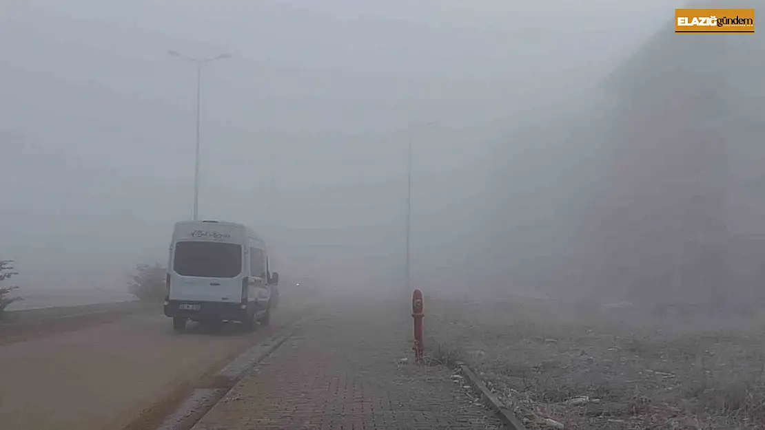 Elazığ'da sis etkisini sürdürüyor