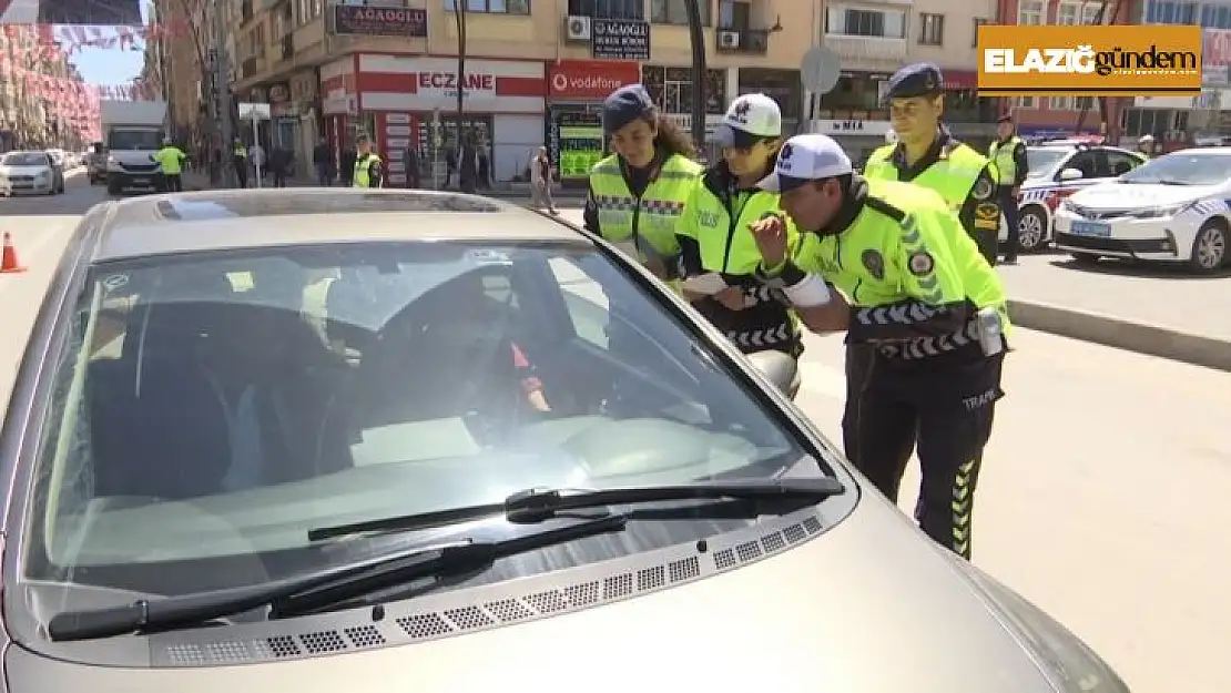 Elazığ'da Trafik Haftası'nda yolcular bilgilendirildi
