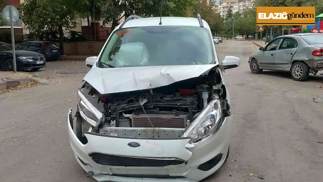 Elazığ'da trafik kazası: 2 yaralı