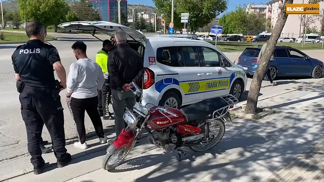 Elazığ'da trafik kazası: 2 yaralı