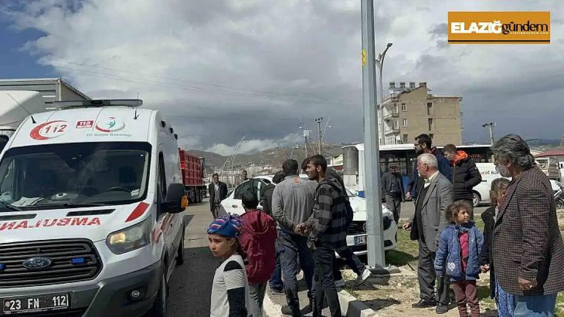 Elazığ'da trafik kazası: 3 yaralı