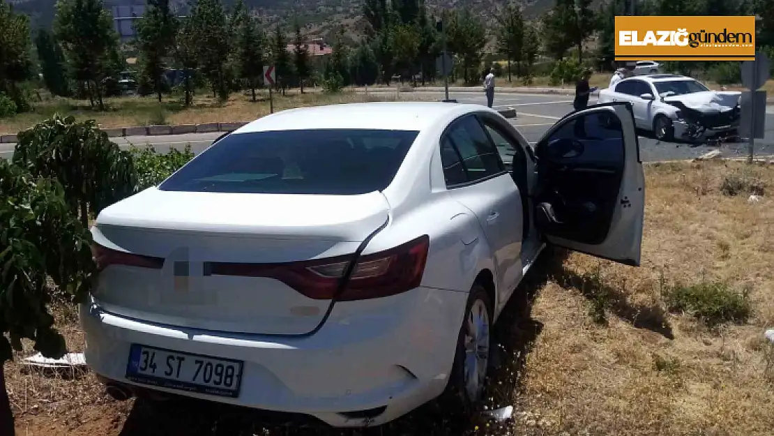 Elazığ'da trafik kazası: 3 yaralı