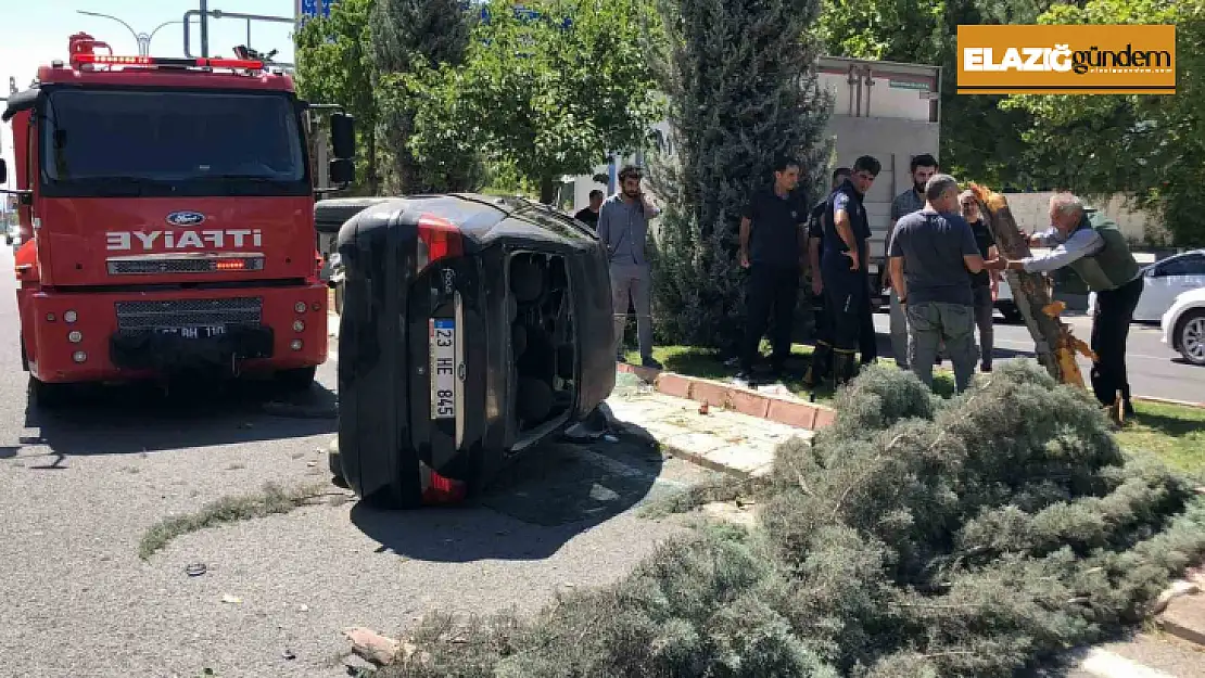 Elazığ'da trafik kazası: 3 yaralı