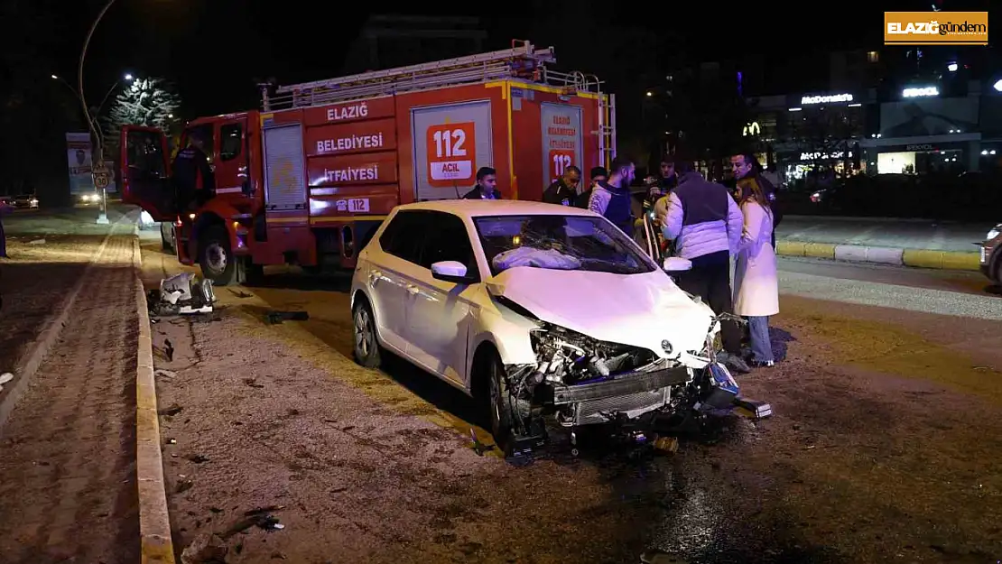 Elazığ'da trafik kazası: 5 yaralı